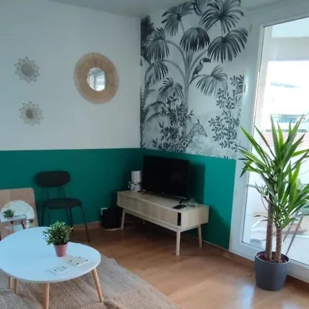 Apartment Lush Fresh In Paris Near Stade De France